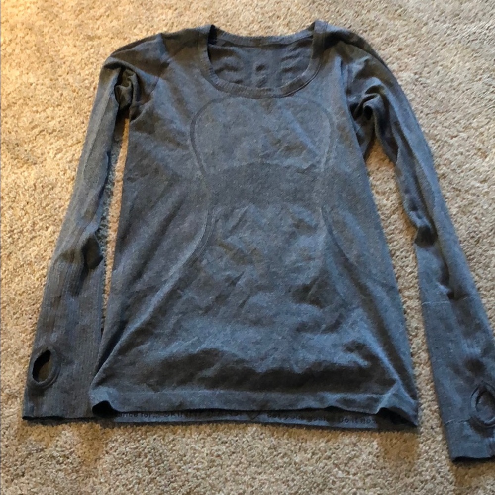 Lululemon swiftly tech top